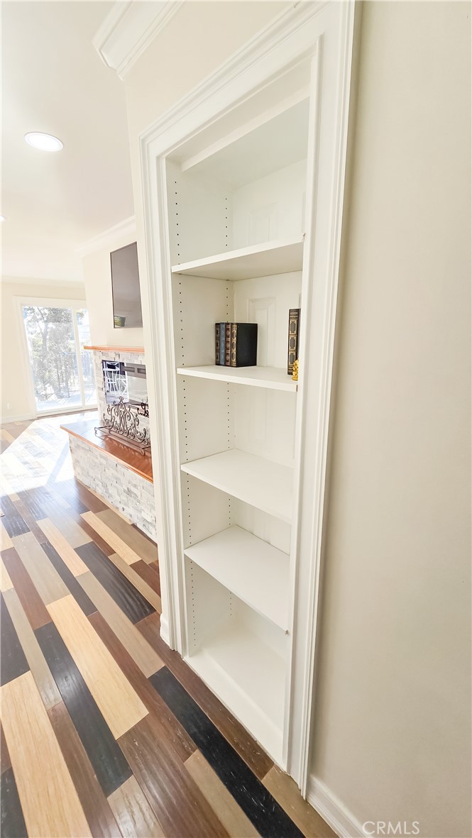 20302 #4 Flower Gate Lane 4