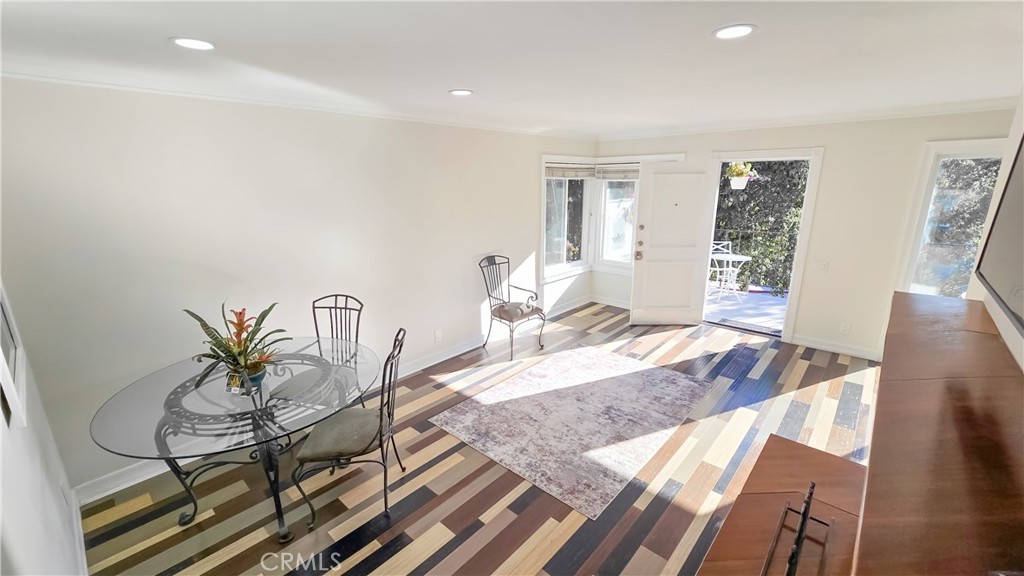 20302 #4 Flower Gate Lane 4