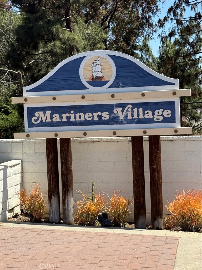 33102 Buccaneer Court