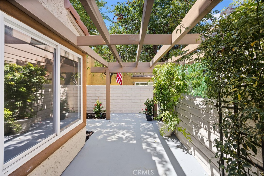 1304 Calle Grande 68