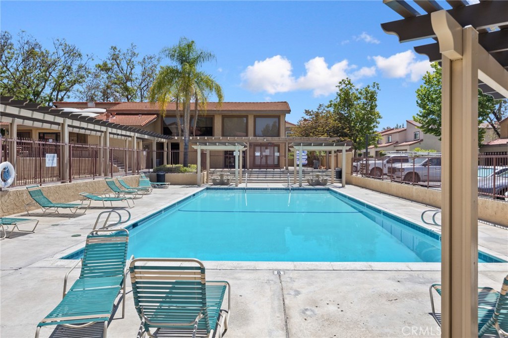 1304 Calle Grande 68