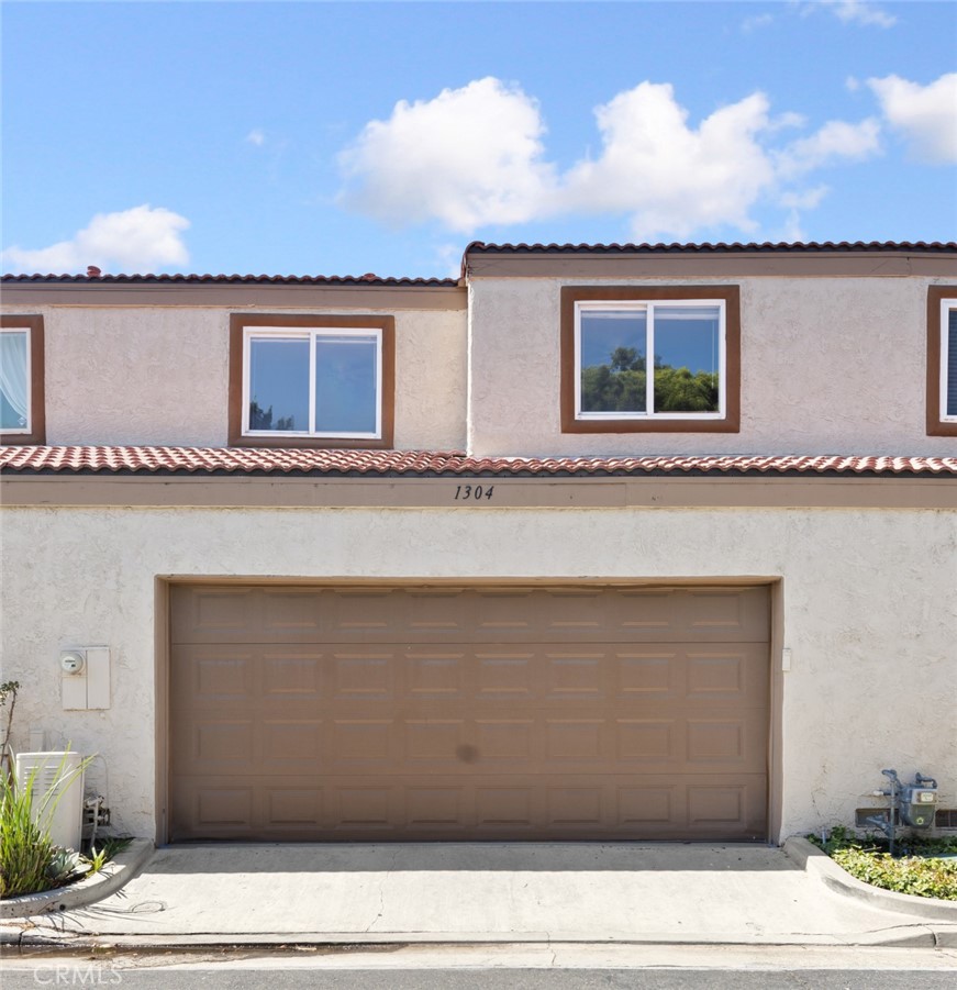 1304 Calle Grande 68