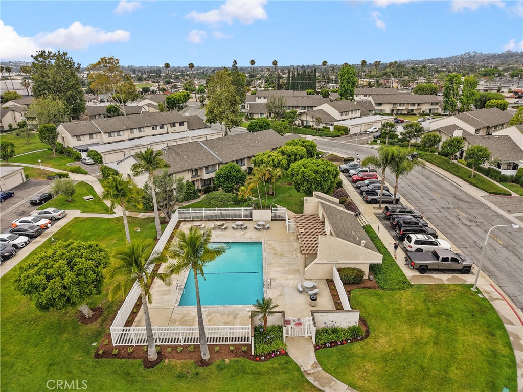 735 Leafwood Court