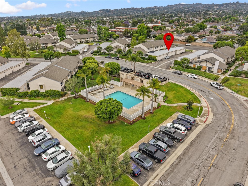 735 Leafwood Court