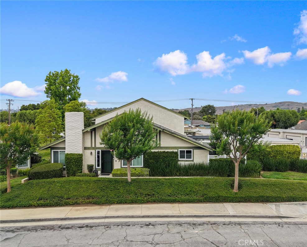 735 Leafwood Court