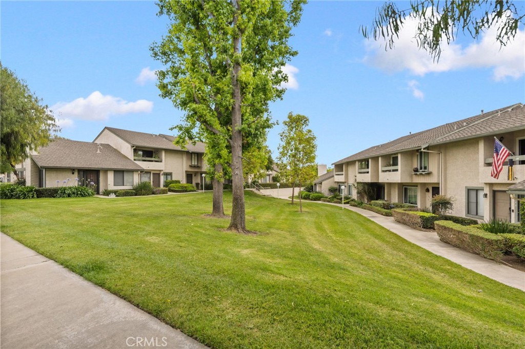 735 Leafwood Court