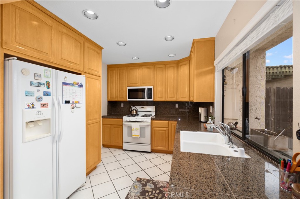 735 Leafwood Court