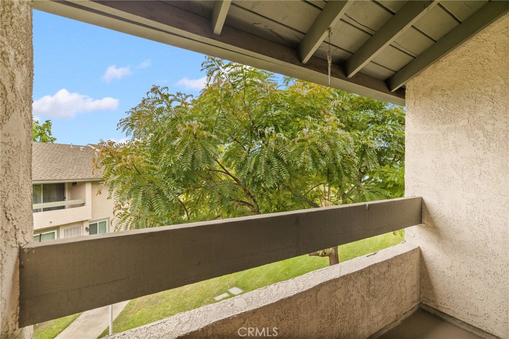 735 Leafwood Court