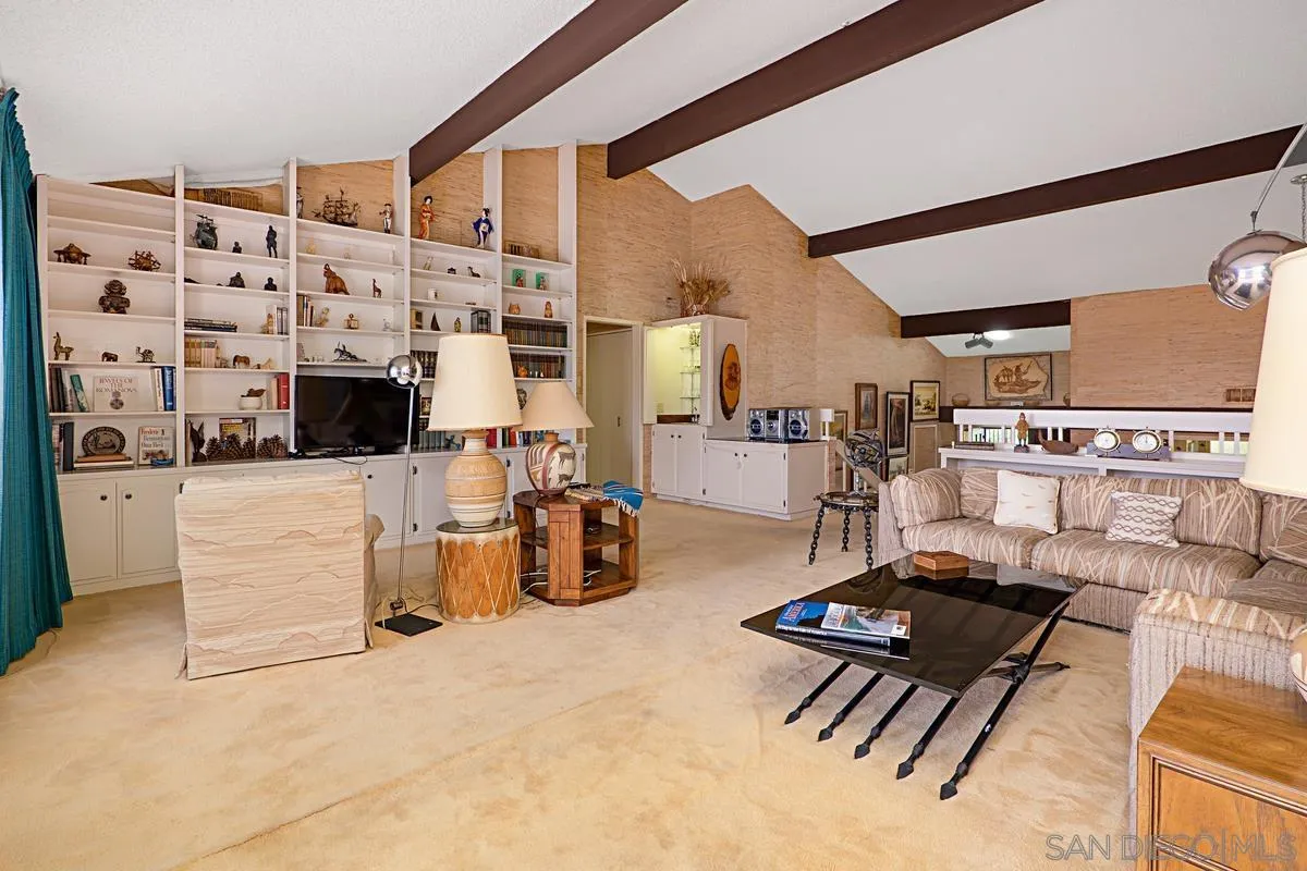 2139 Caminito Circulo Norte