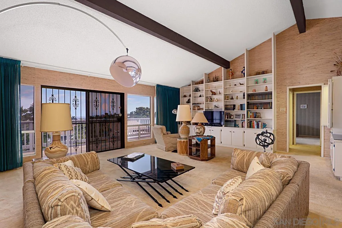 2139 Caminito Circulo Norte