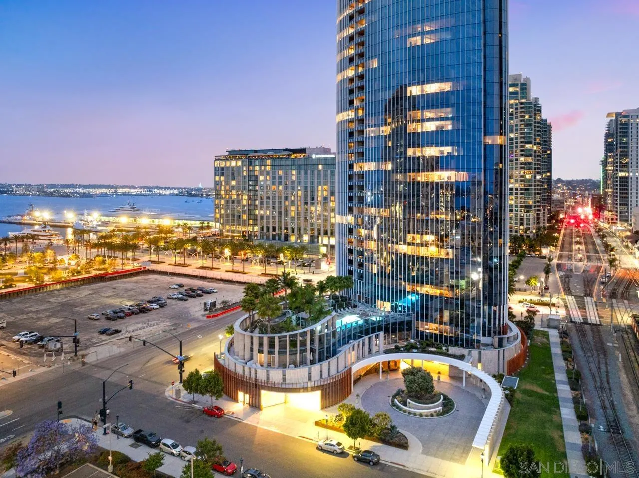 888 W E St Unit 1603
