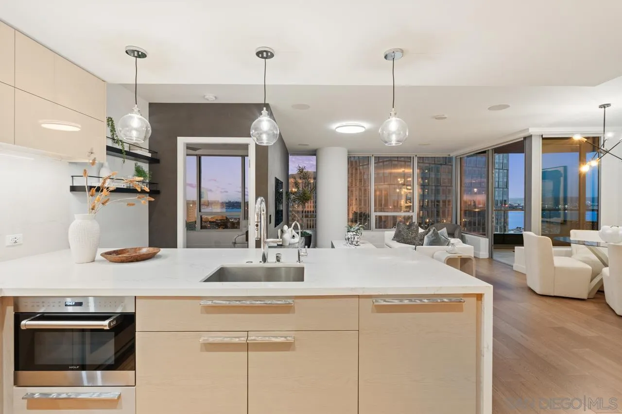 888 W E St Unit 1603