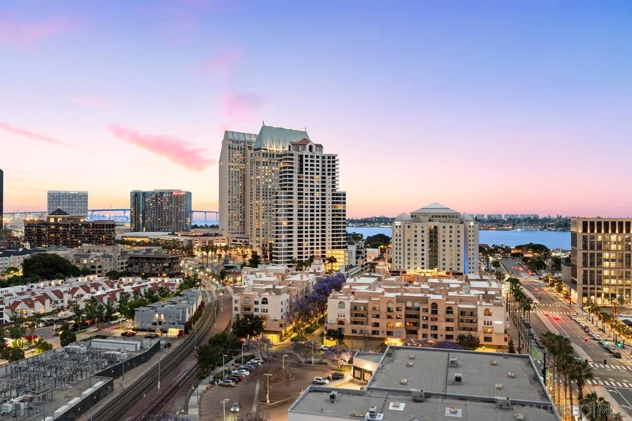 888 W E St Unit 1603
