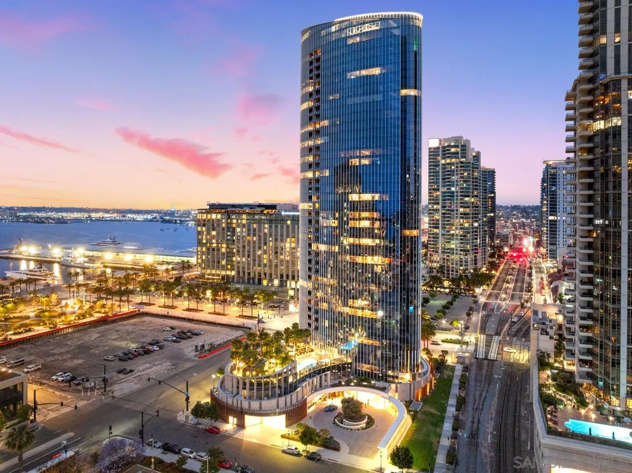888 W E St Unit 1603