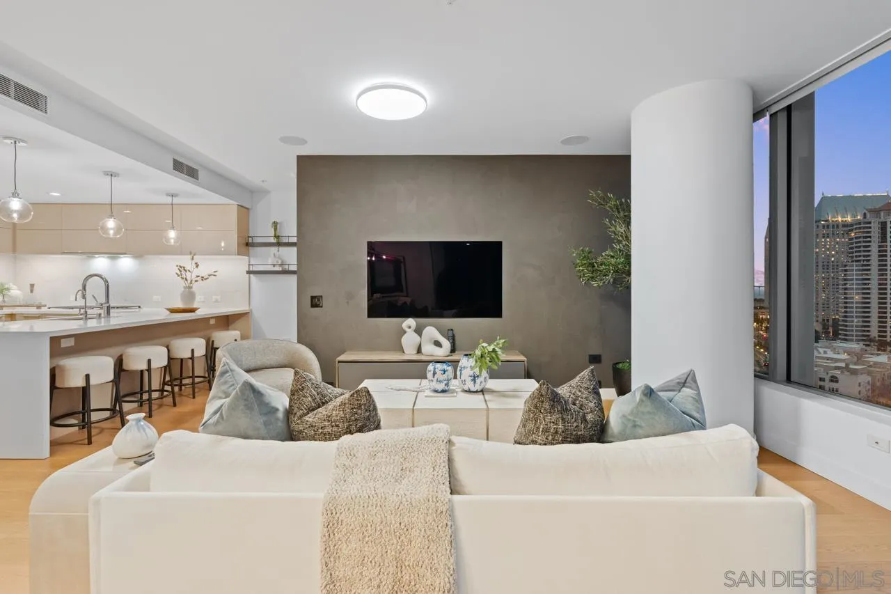 888 W E St Unit 1603