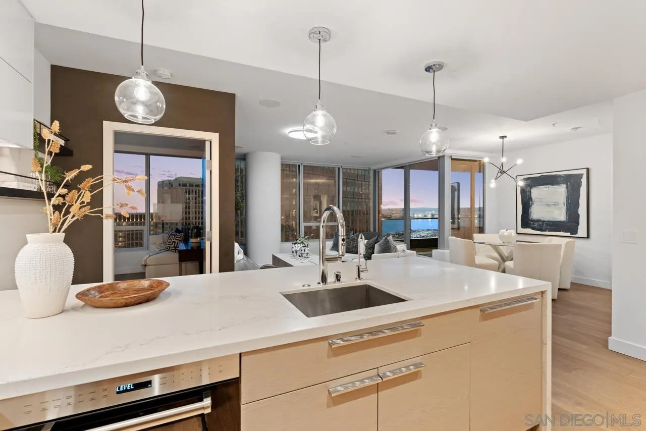 888 W E St Unit 1603