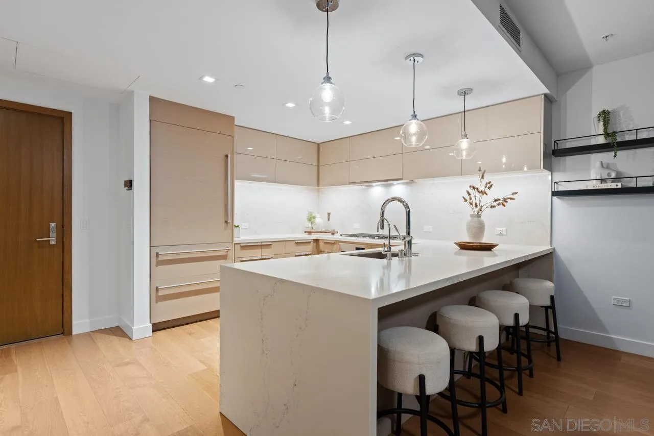 888 W E St Unit 1603