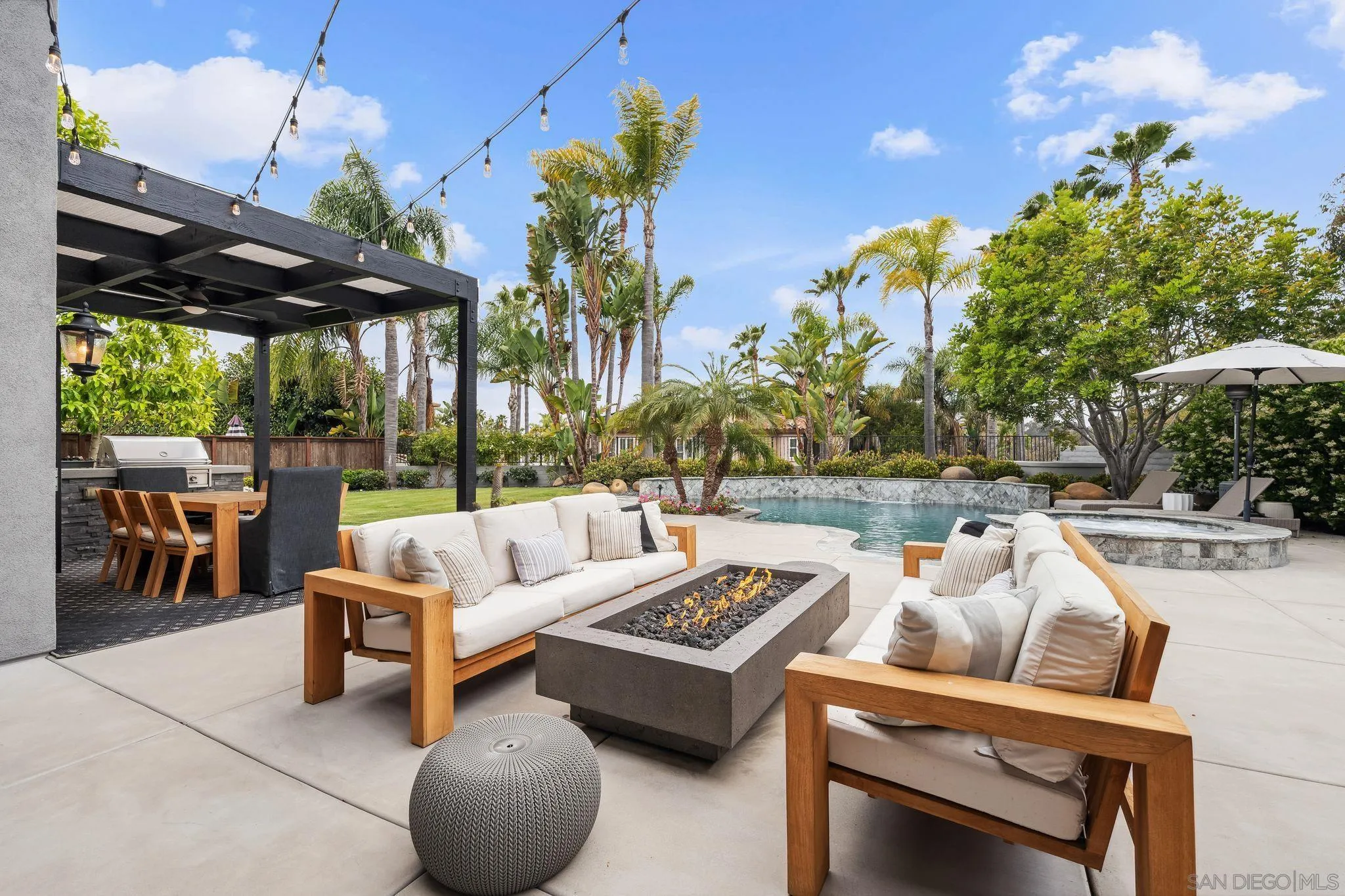 4903 Pearlman Way