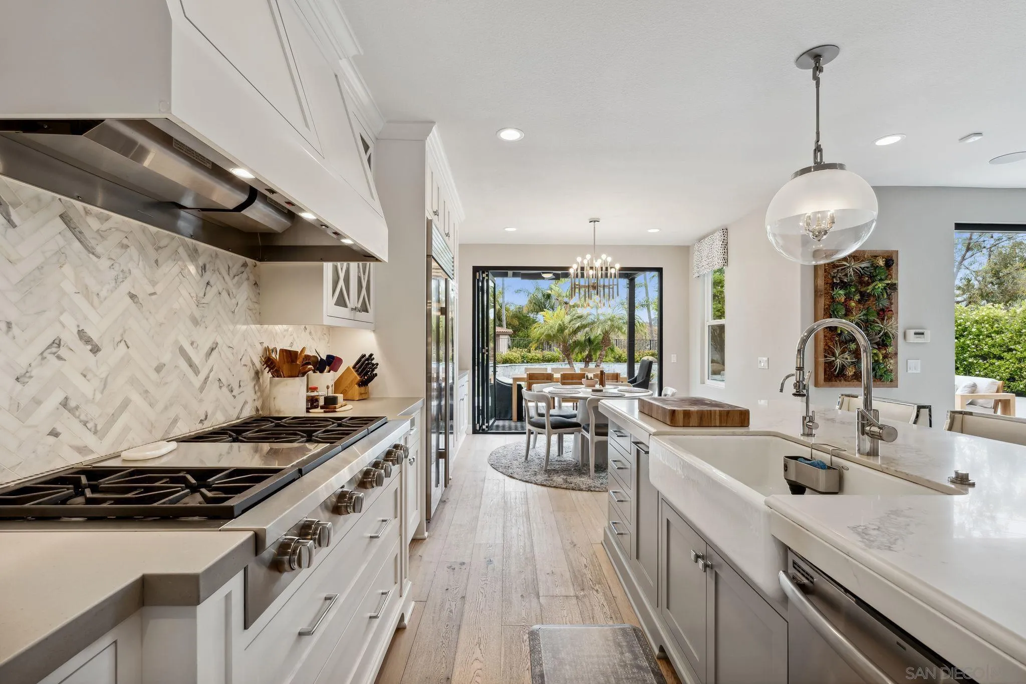 4903 Pearlman Way