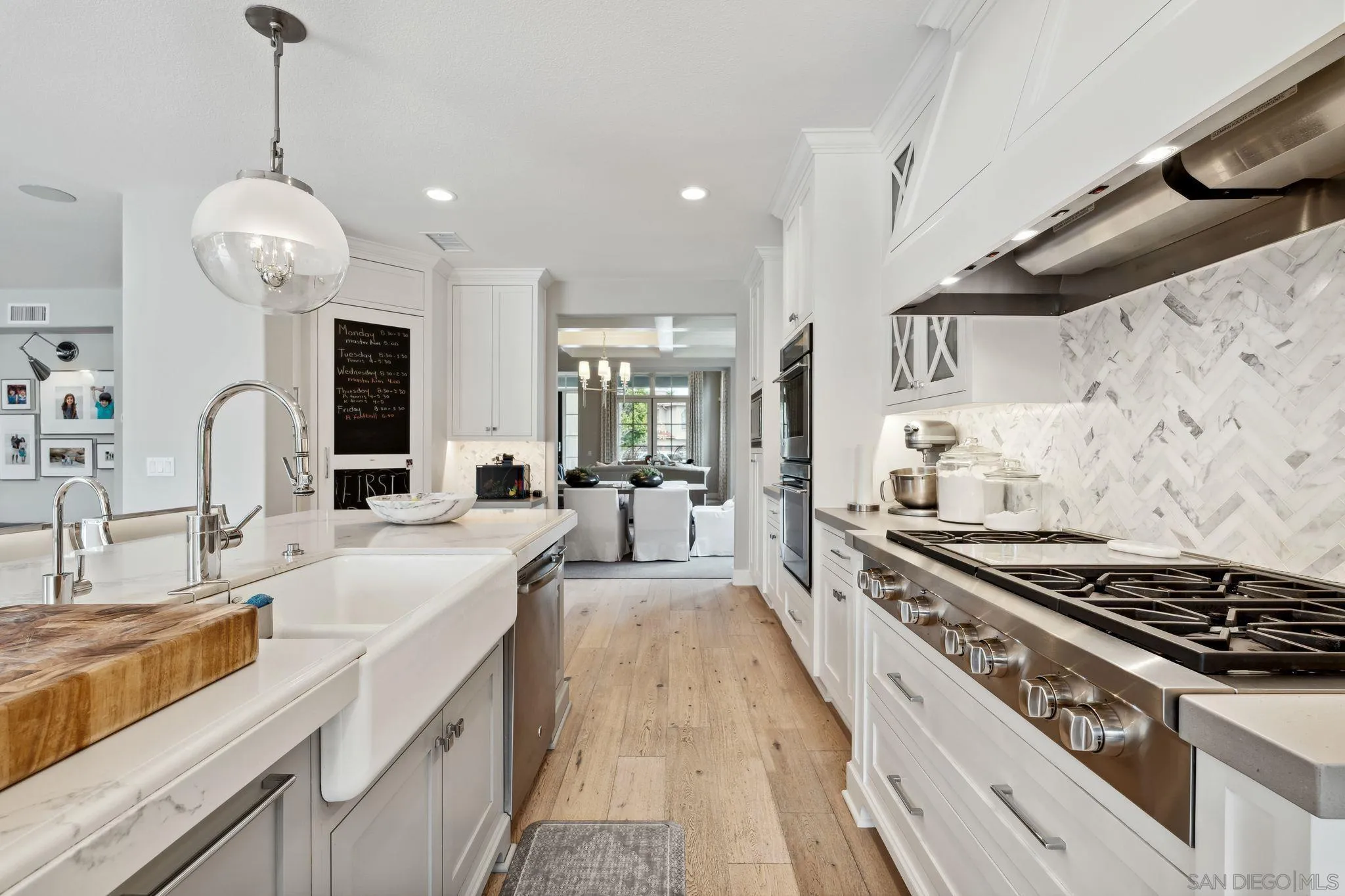 4903 Pearlman Way