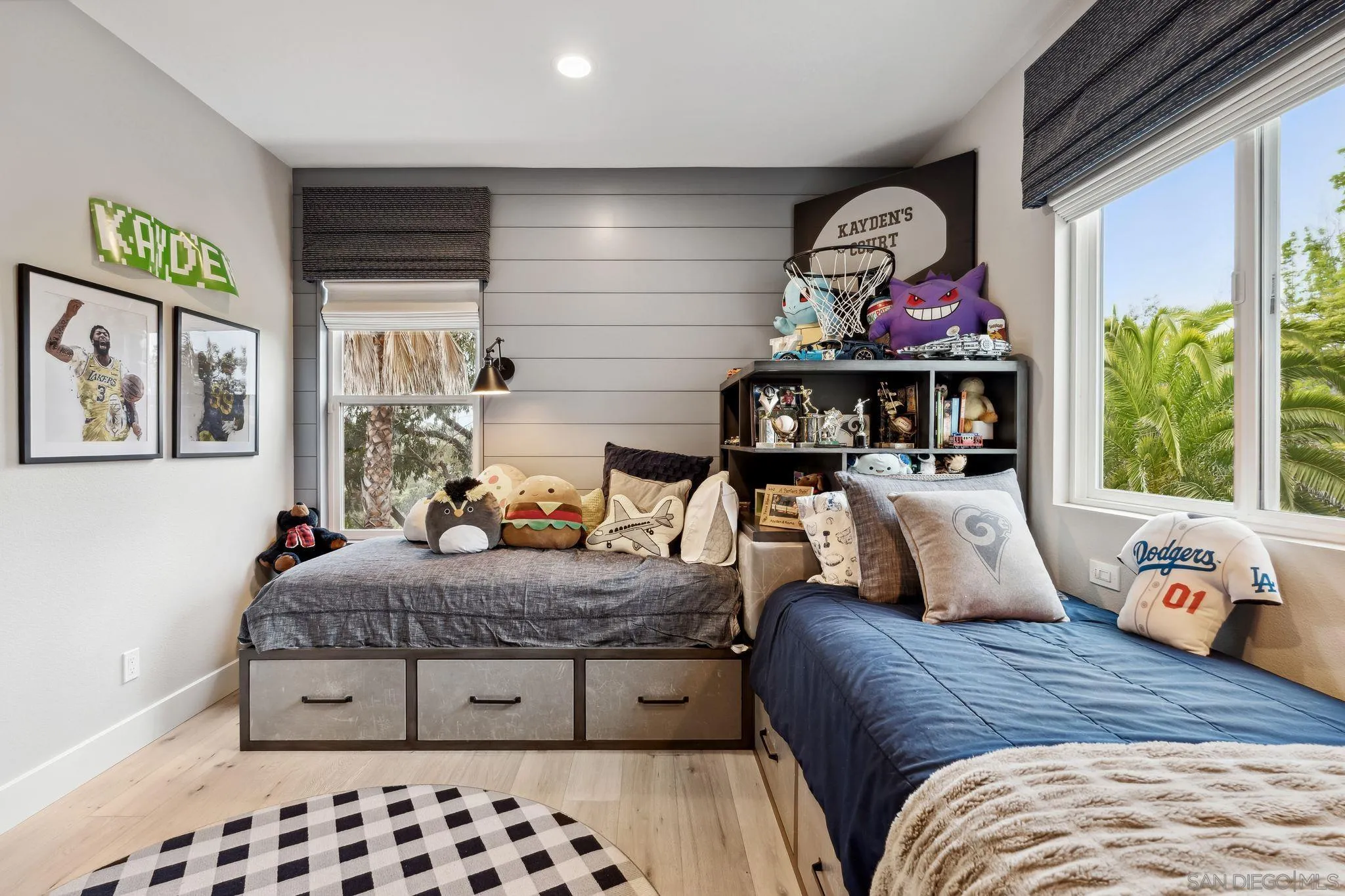 4903 Pearlman Way