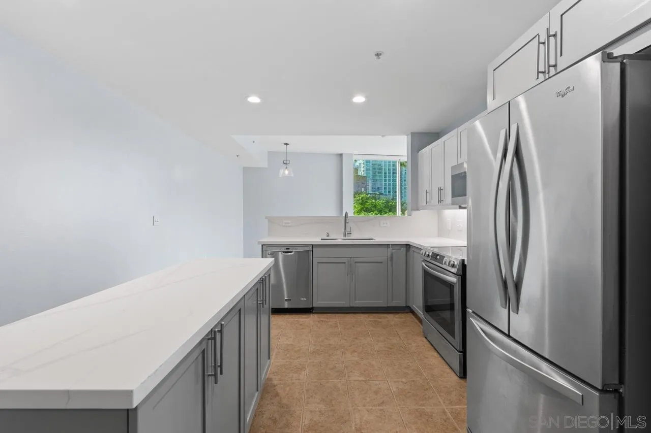 253 10th Ave Unit 321