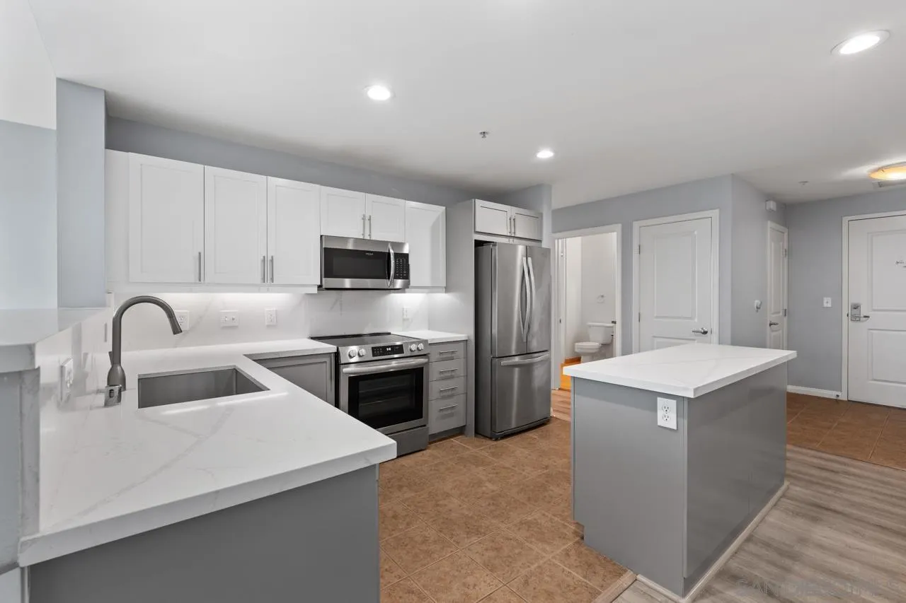 253 10th Ave Unit 321