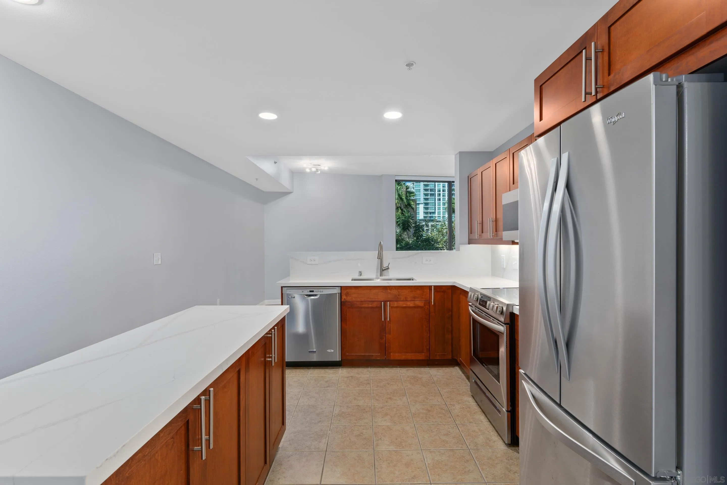 253 10th Ave Unit 321