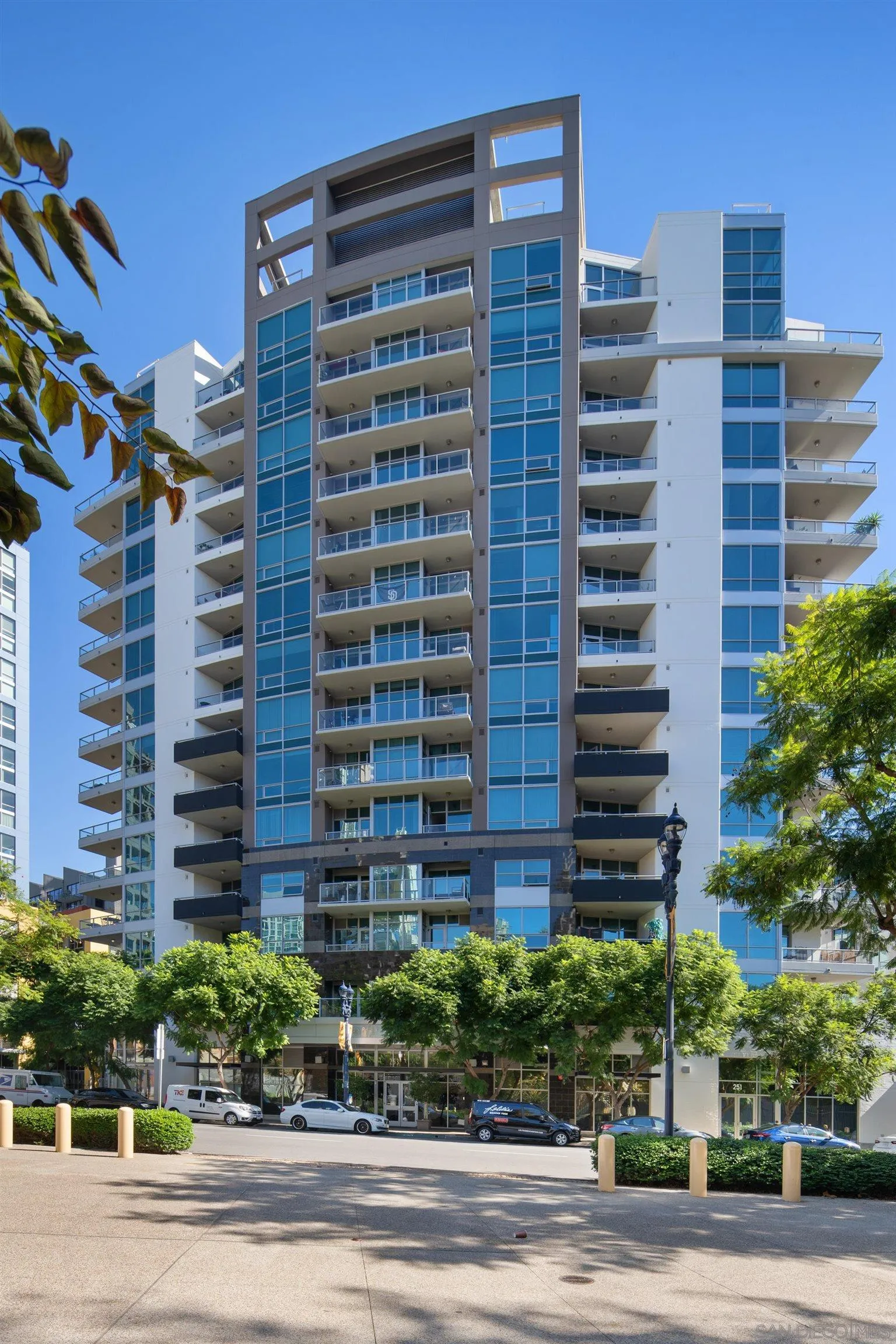 253 10th Ave Unit 321