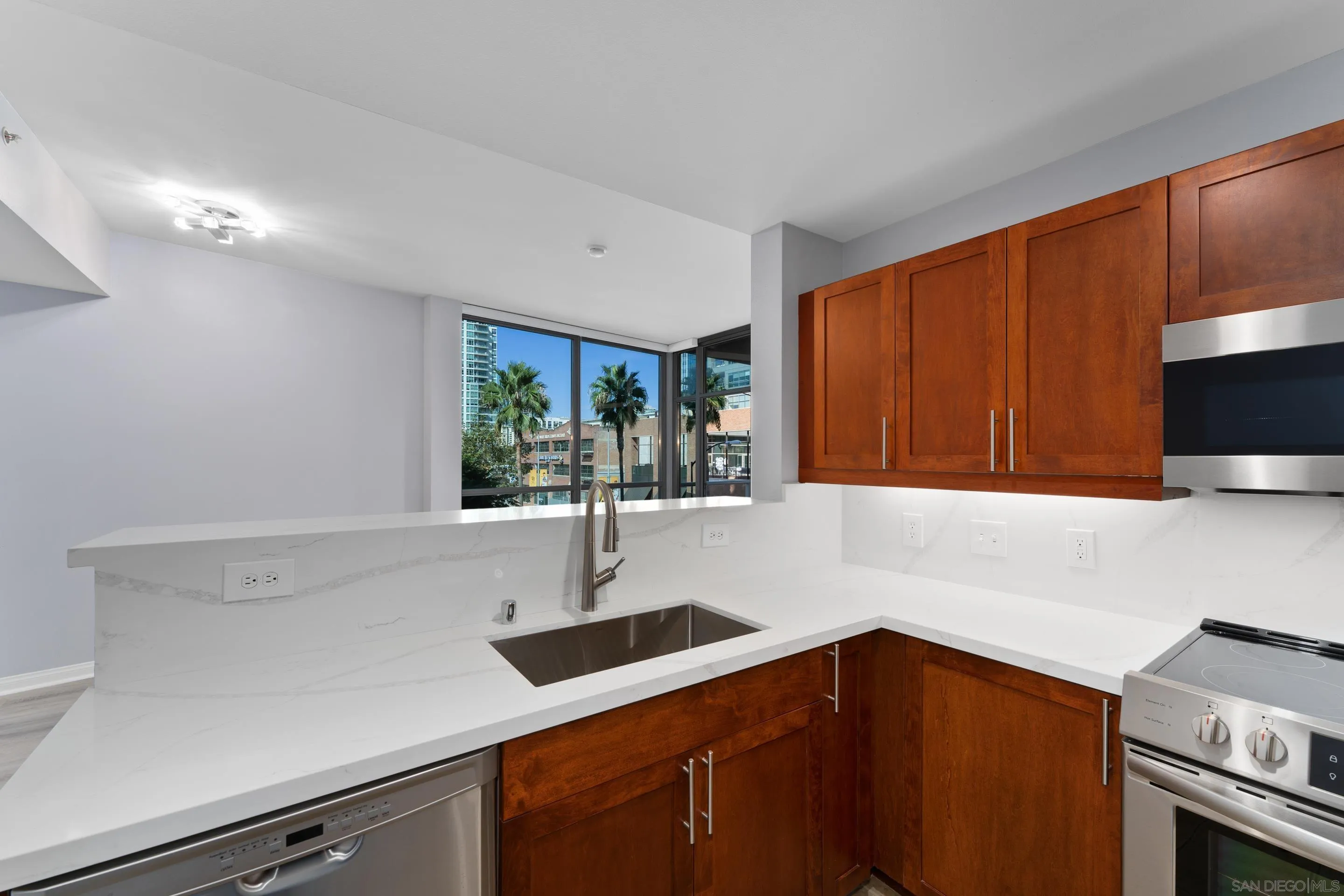 253 10th Ave Unit 321