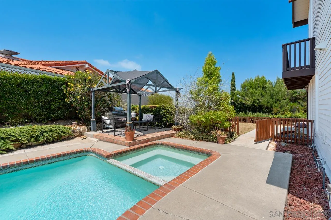 3018 Xana Way