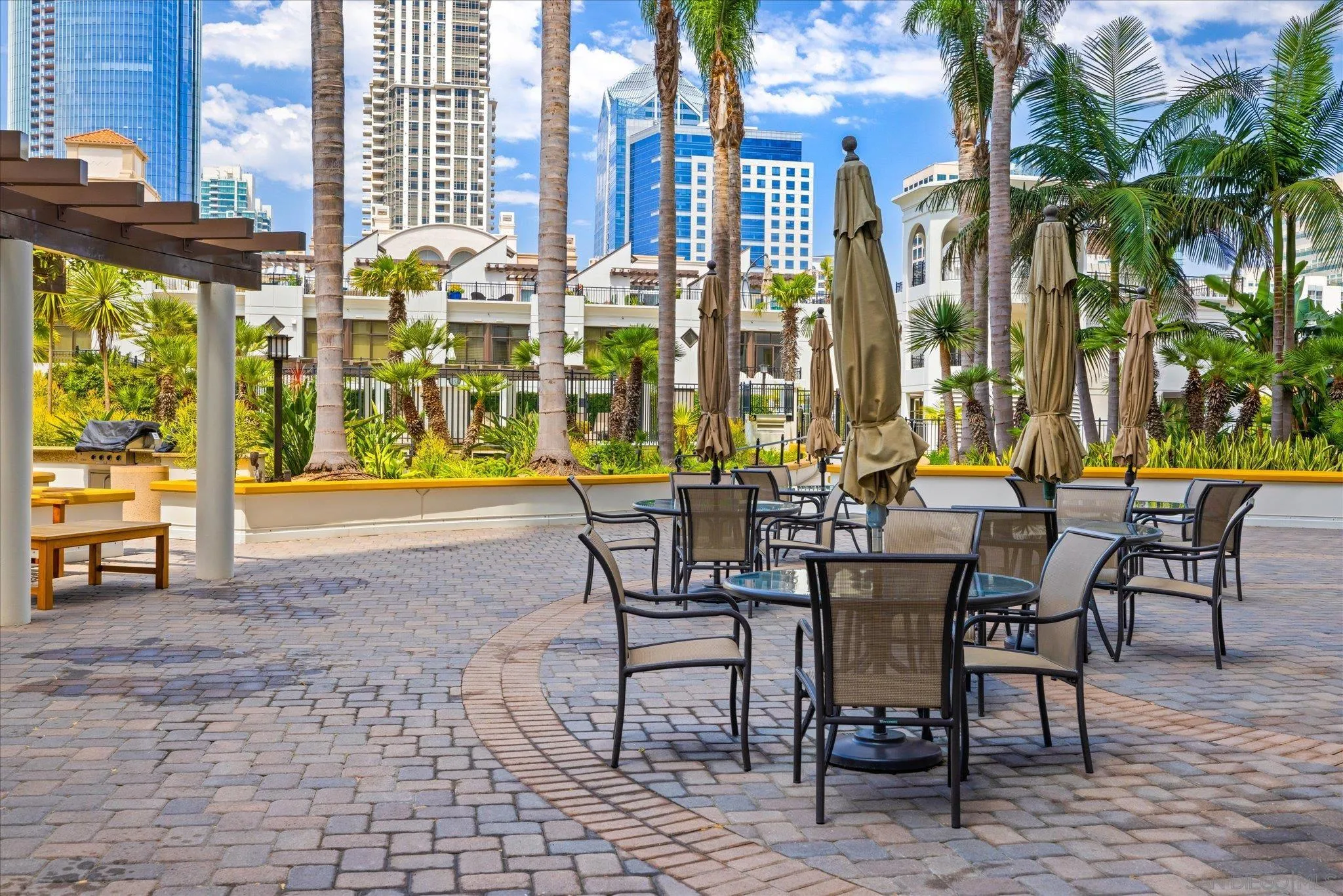 700 W Harbor Unit 1204