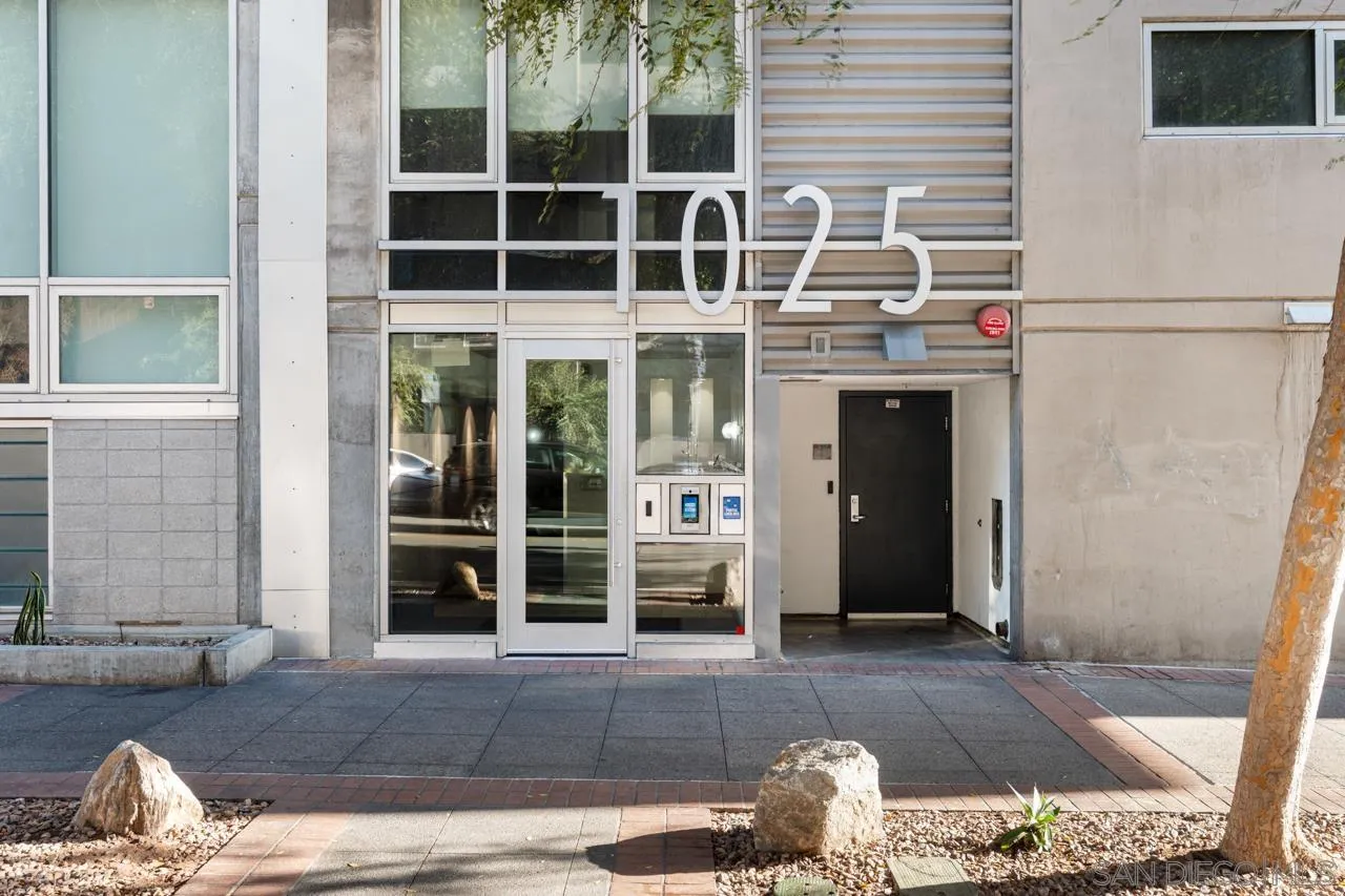 1025 Island Ave Unit 402