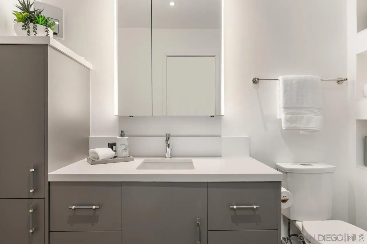 1025 Island Ave Unit 402