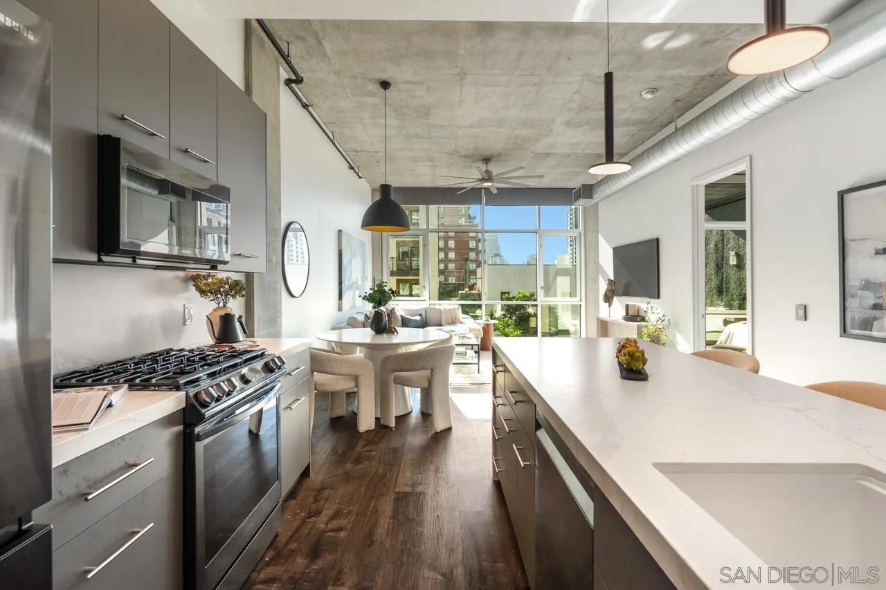 1025 Island Ave Unit 402