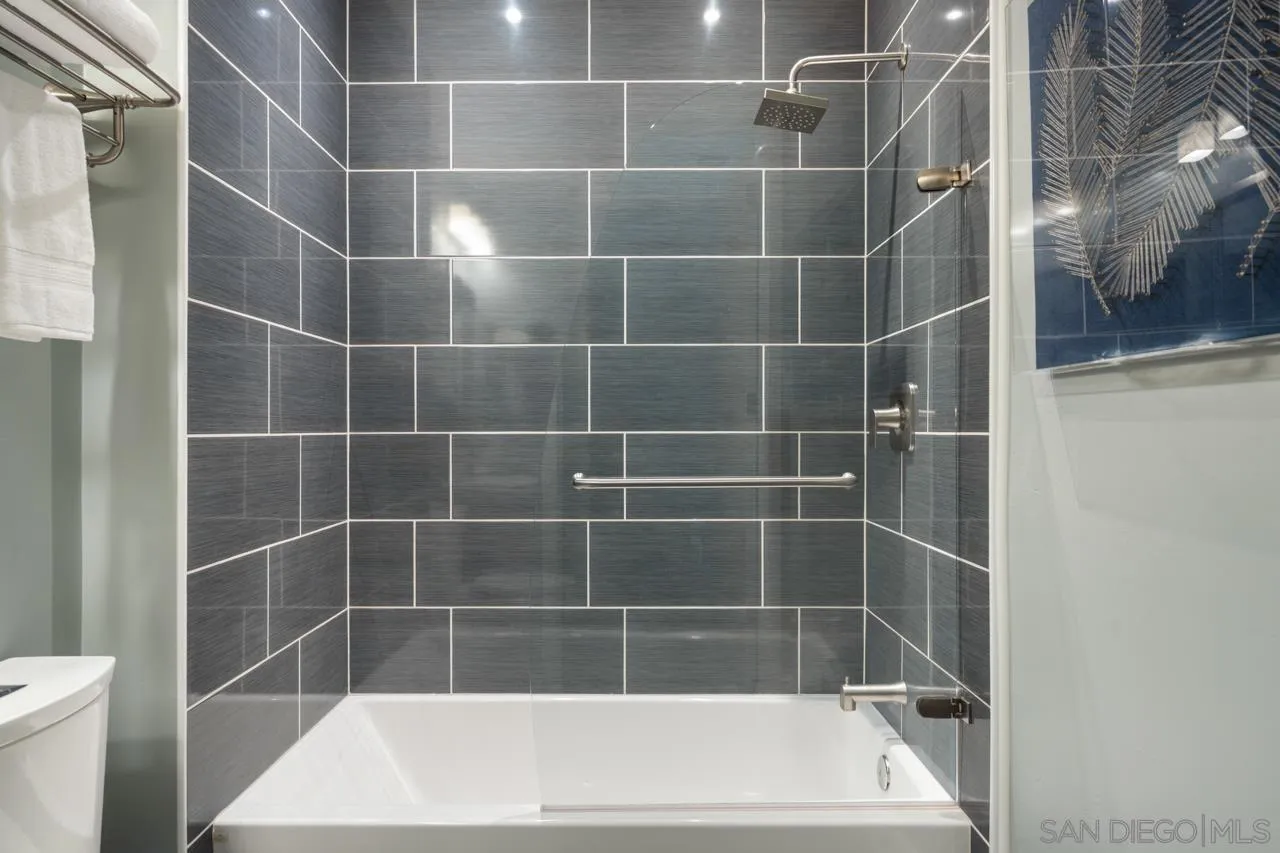 1025 Island Ave Unit 402