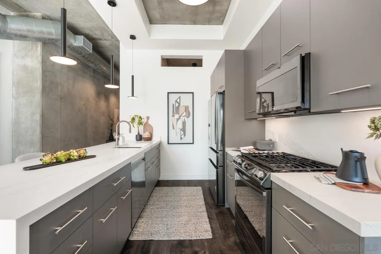 1025 Island Ave Unit 402