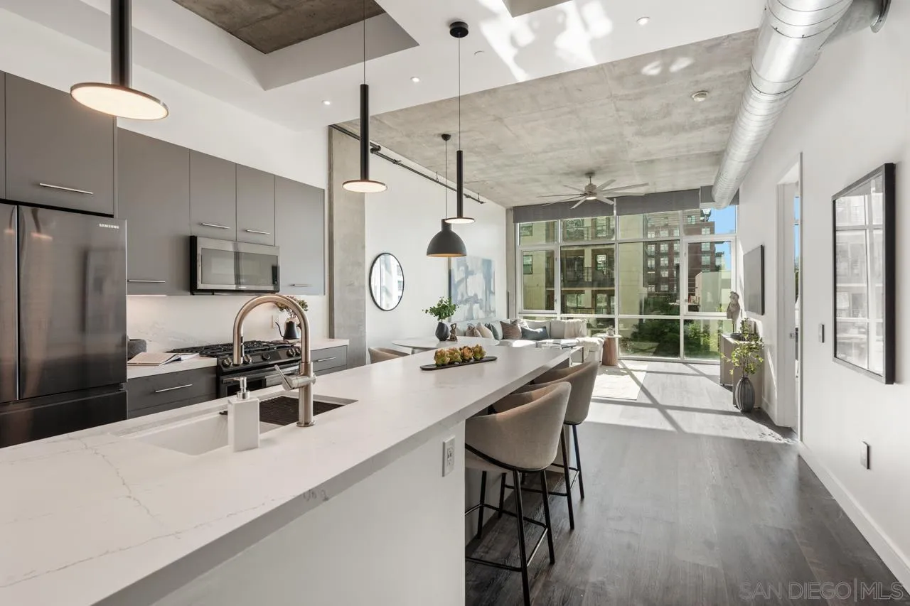 1025 Island Ave Unit 402