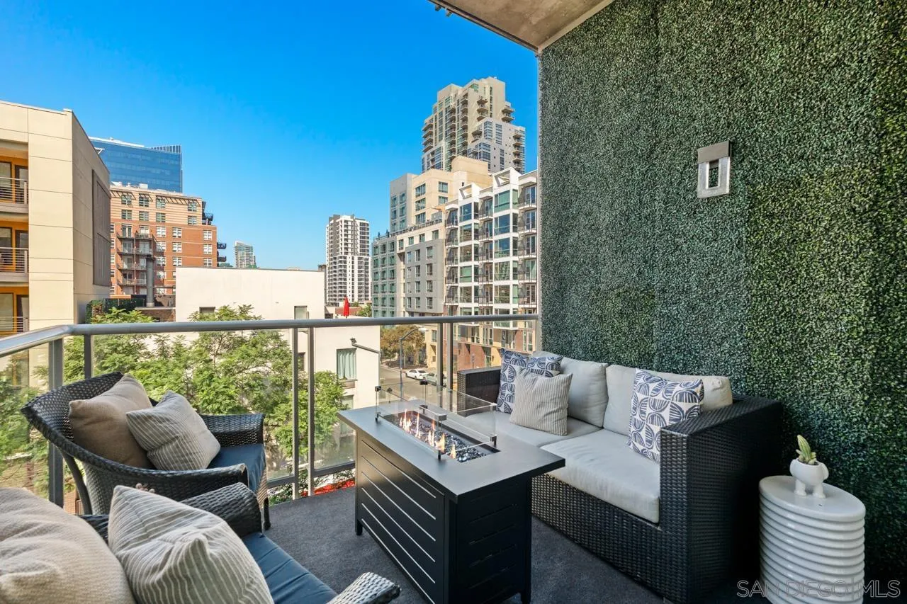 1025 Island Ave Unit 402