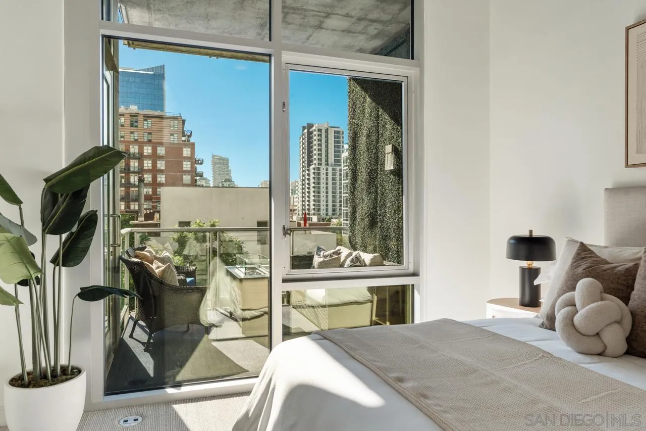 1025 Island Ave Unit 402