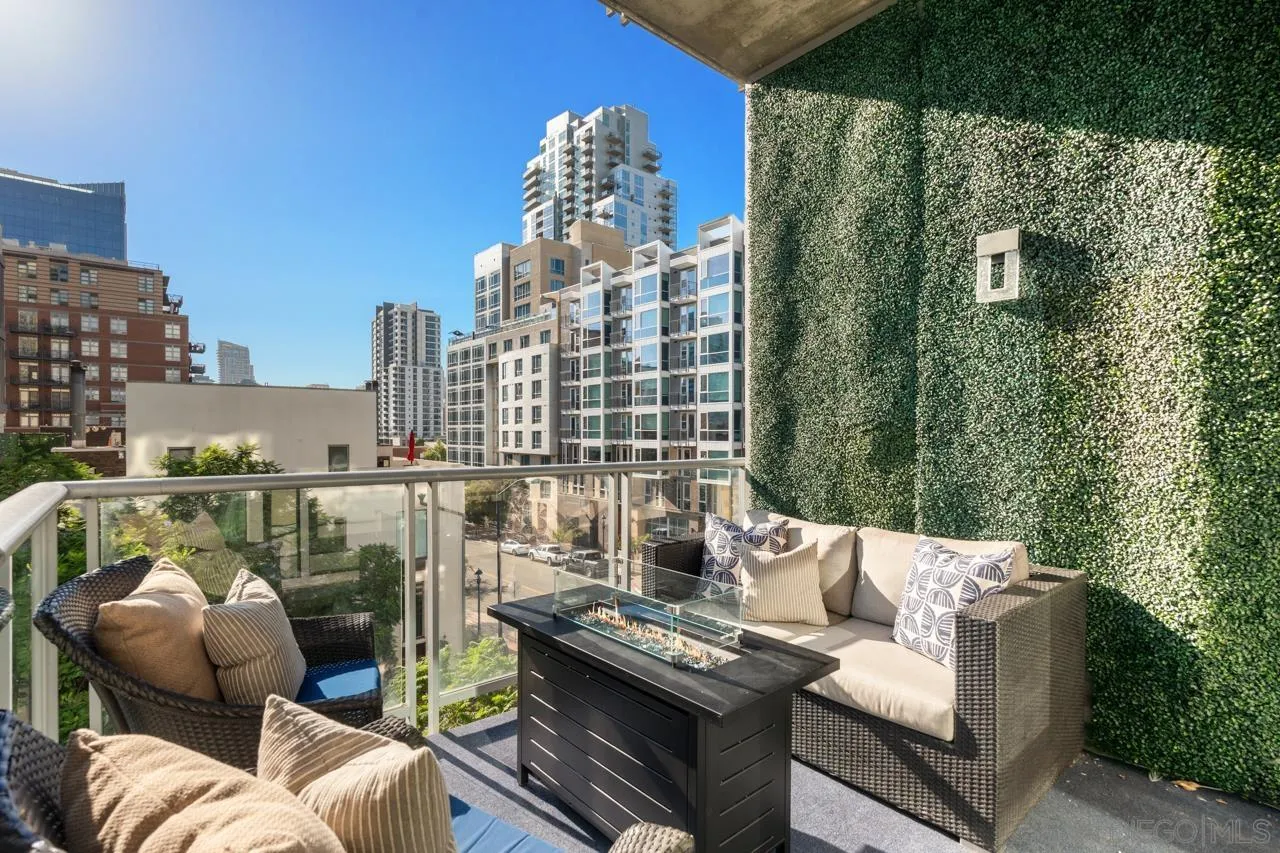 1025 Island Ave Unit 402