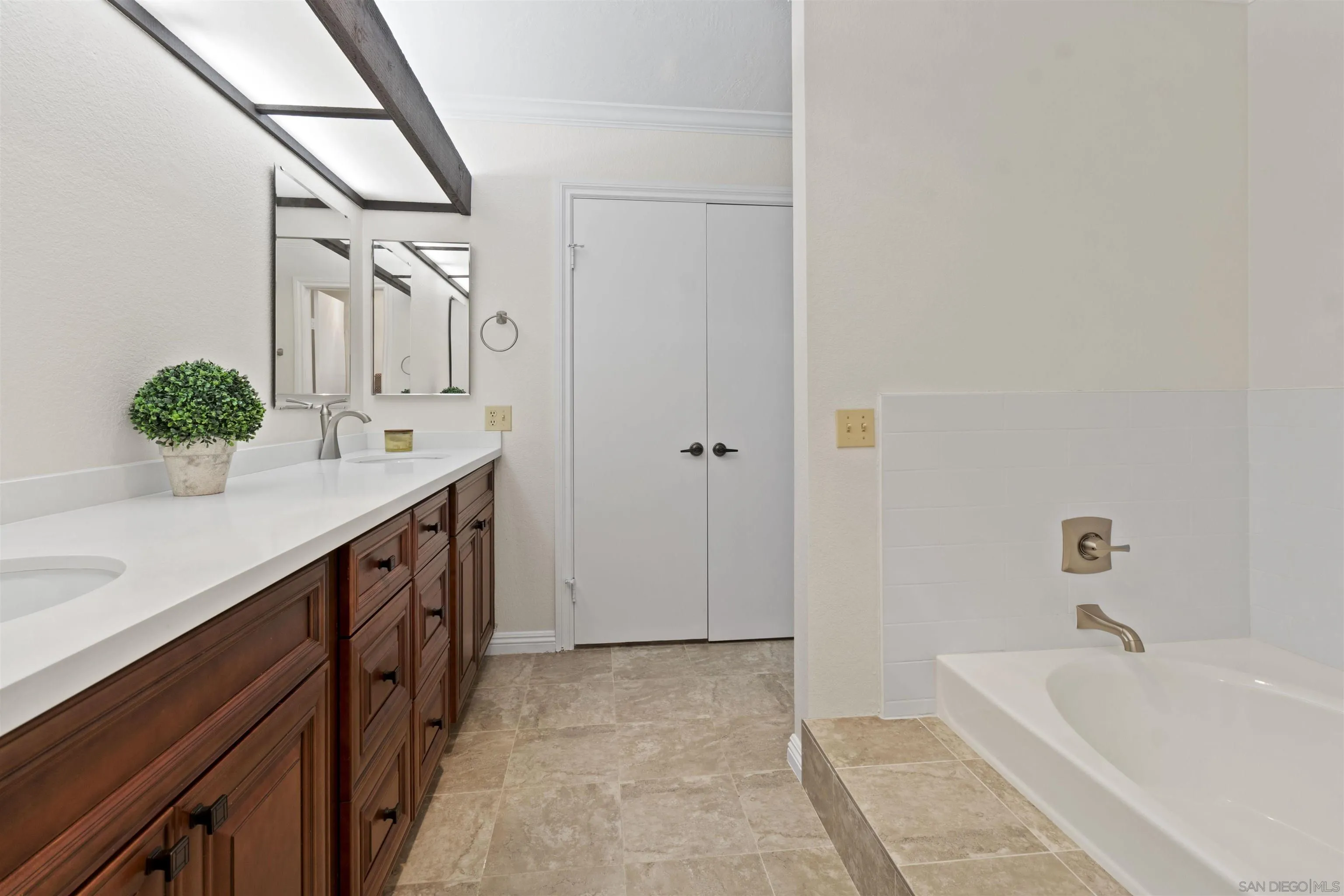 10415 Southern Pine Place