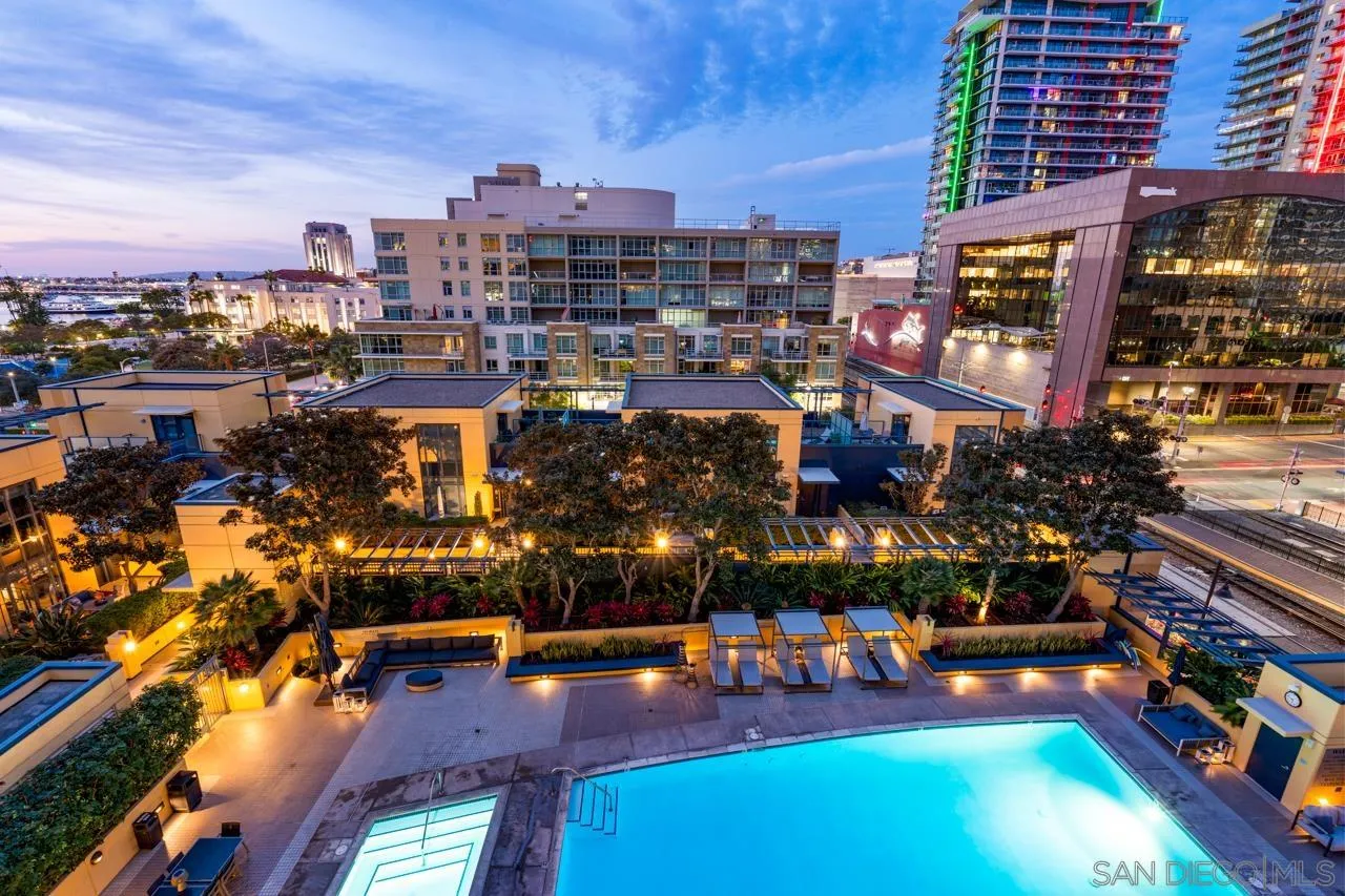 1325 Pacific Hwy Unit 706