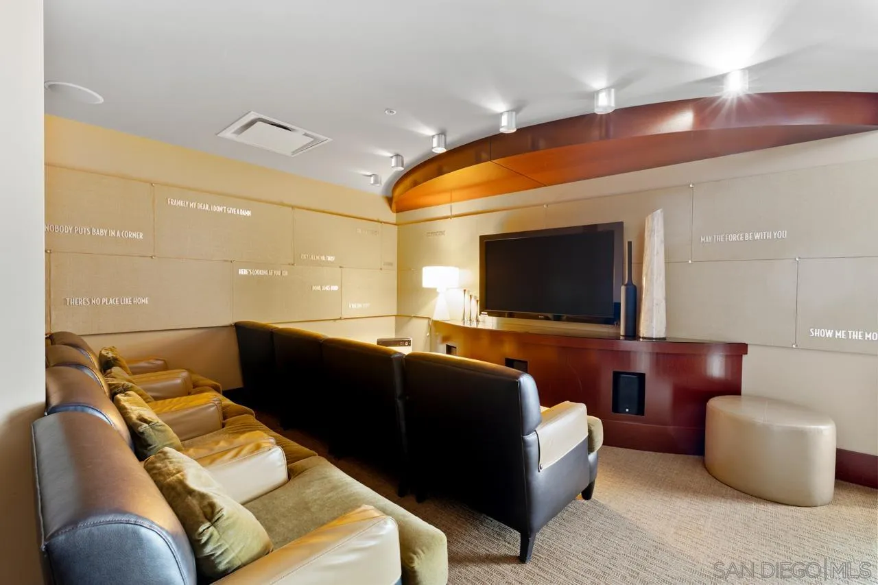 1325 Pacific Hwy Unit 706