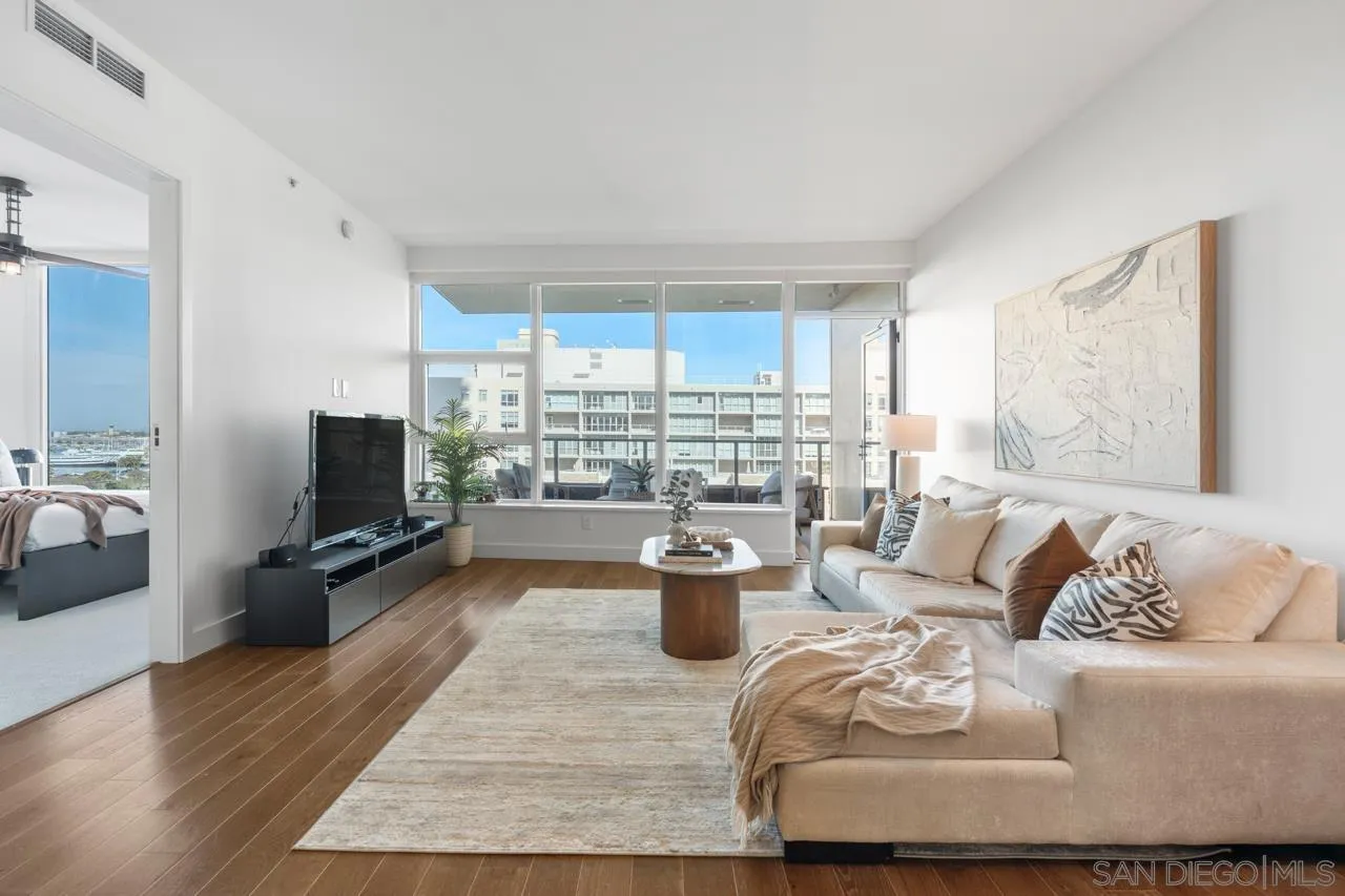 1325 Pacific Hwy Unit 706