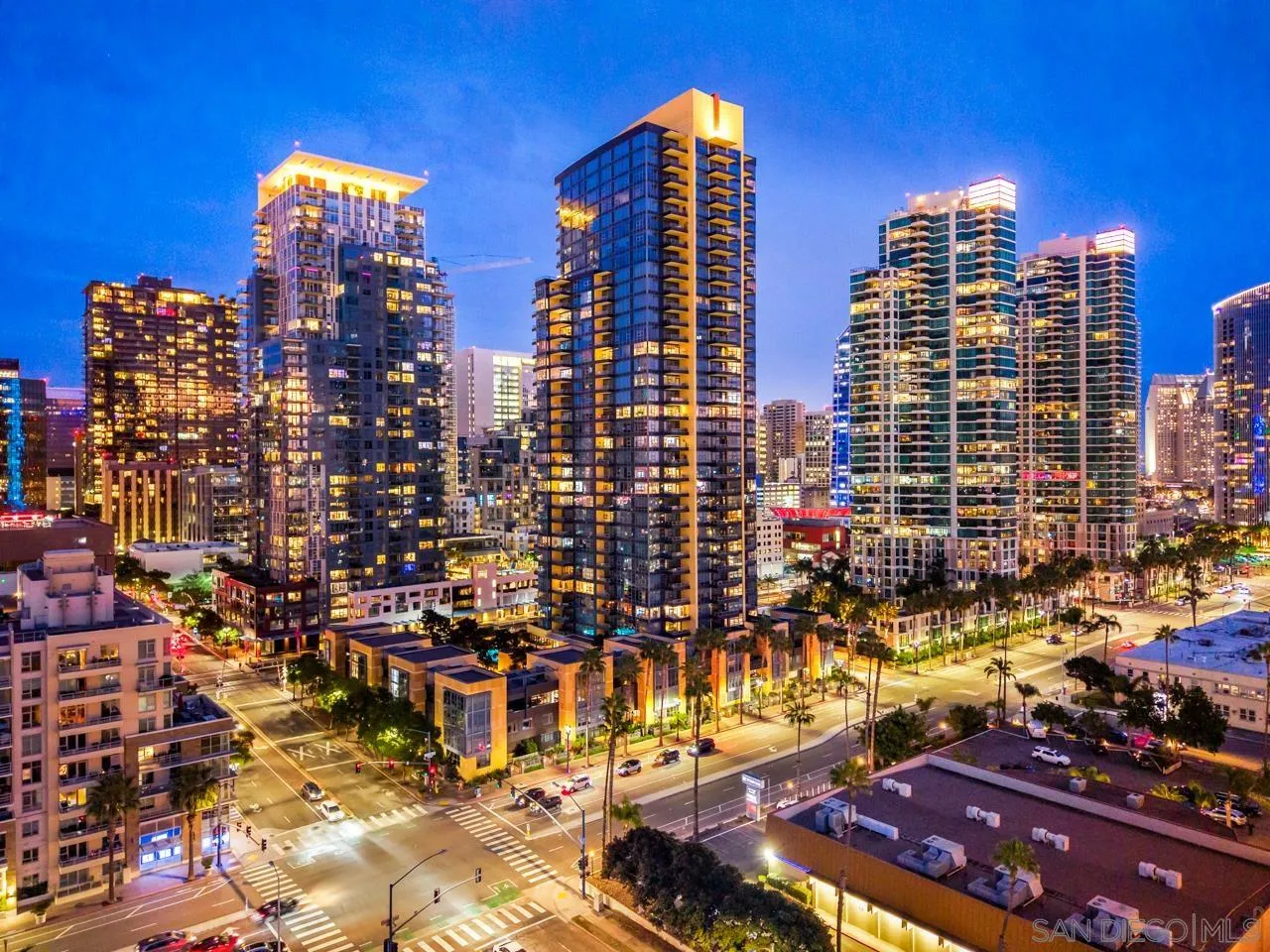 1325 Pacific Hwy Unit 706