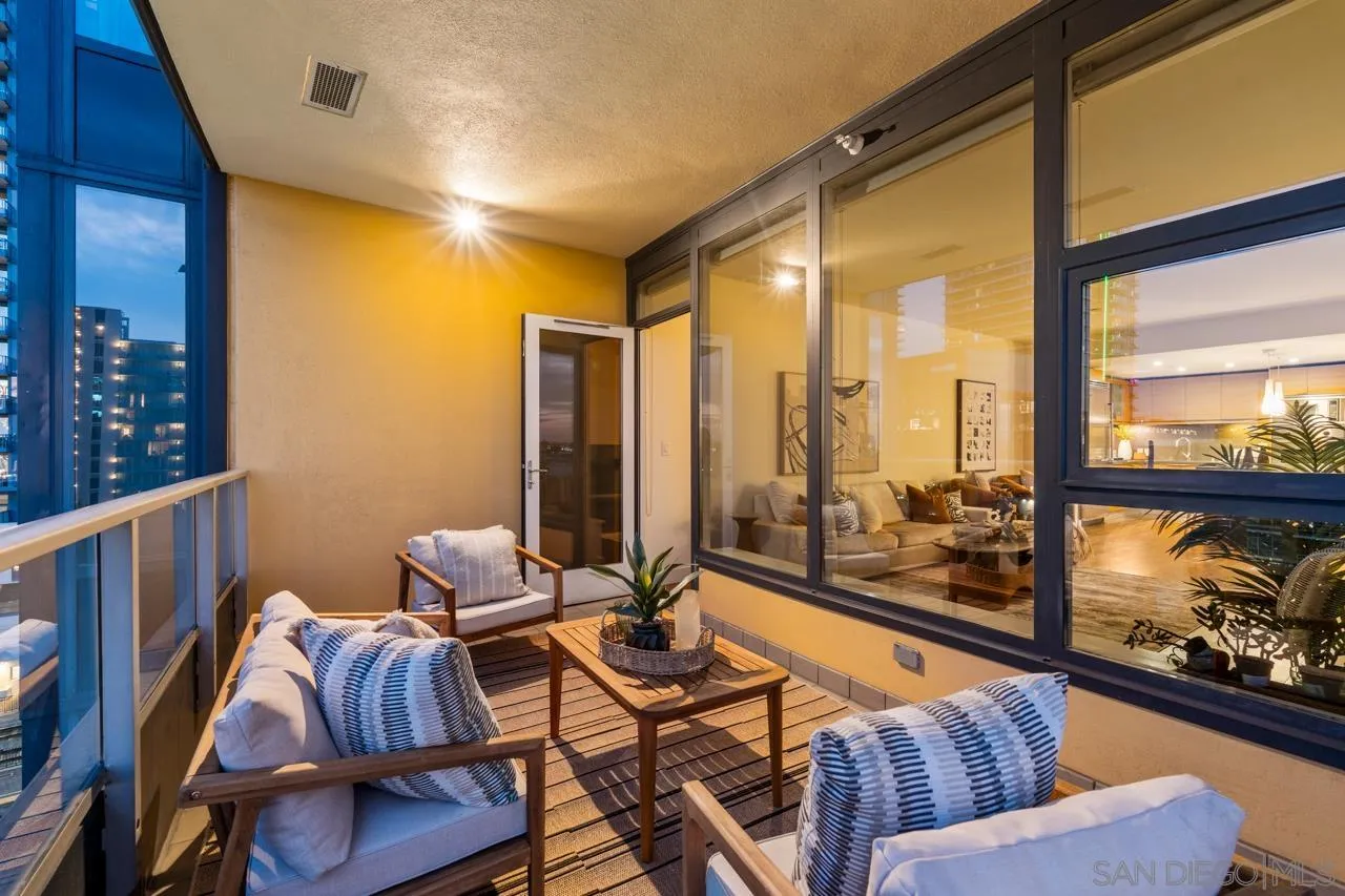 1325 Pacific Hwy Unit 706