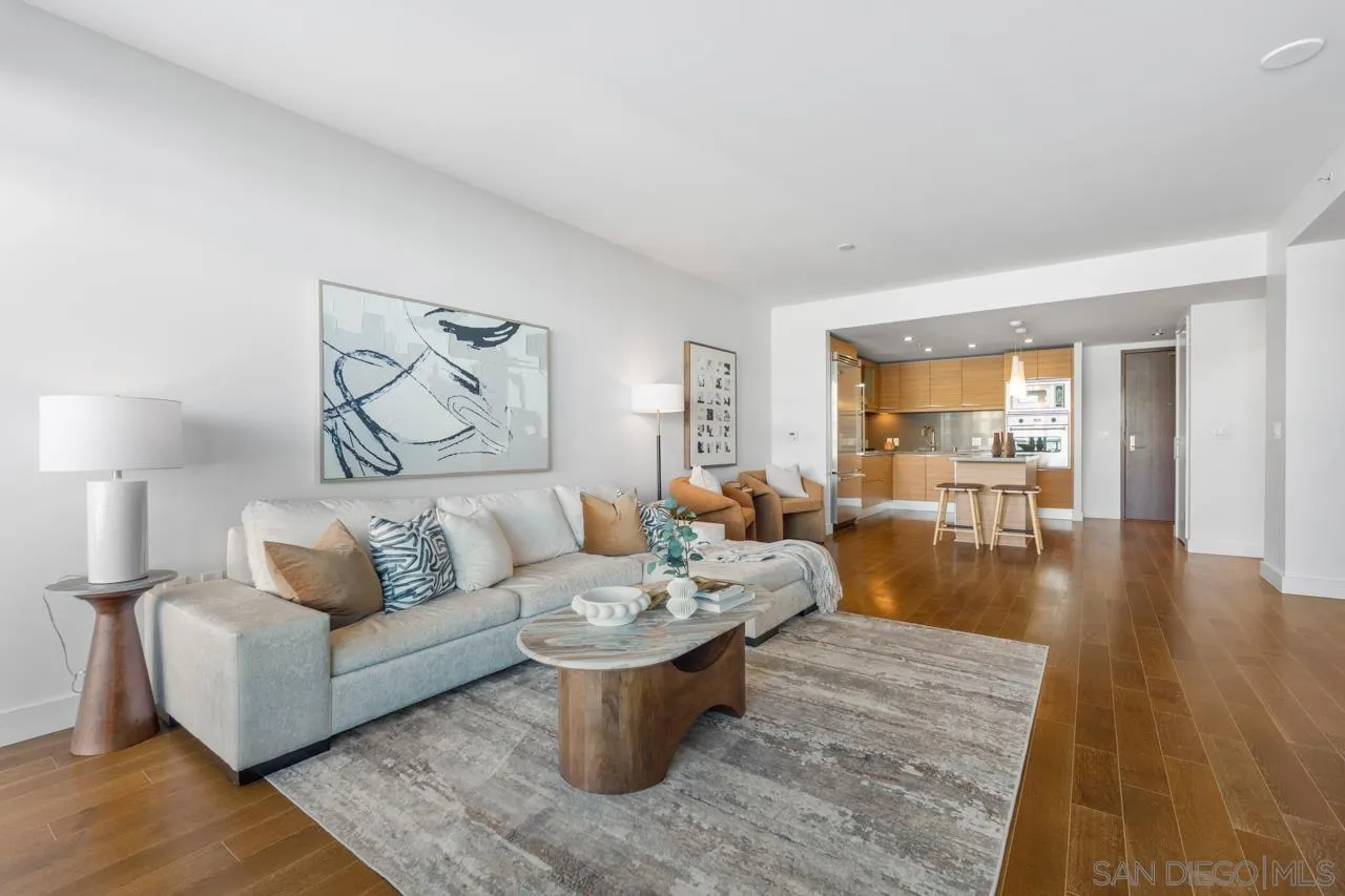 1325 Pacific Hwy Unit 706