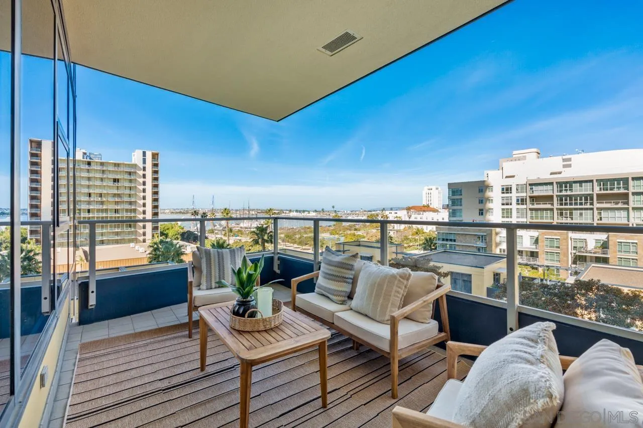 1325 Pacific Hwy Unit 706