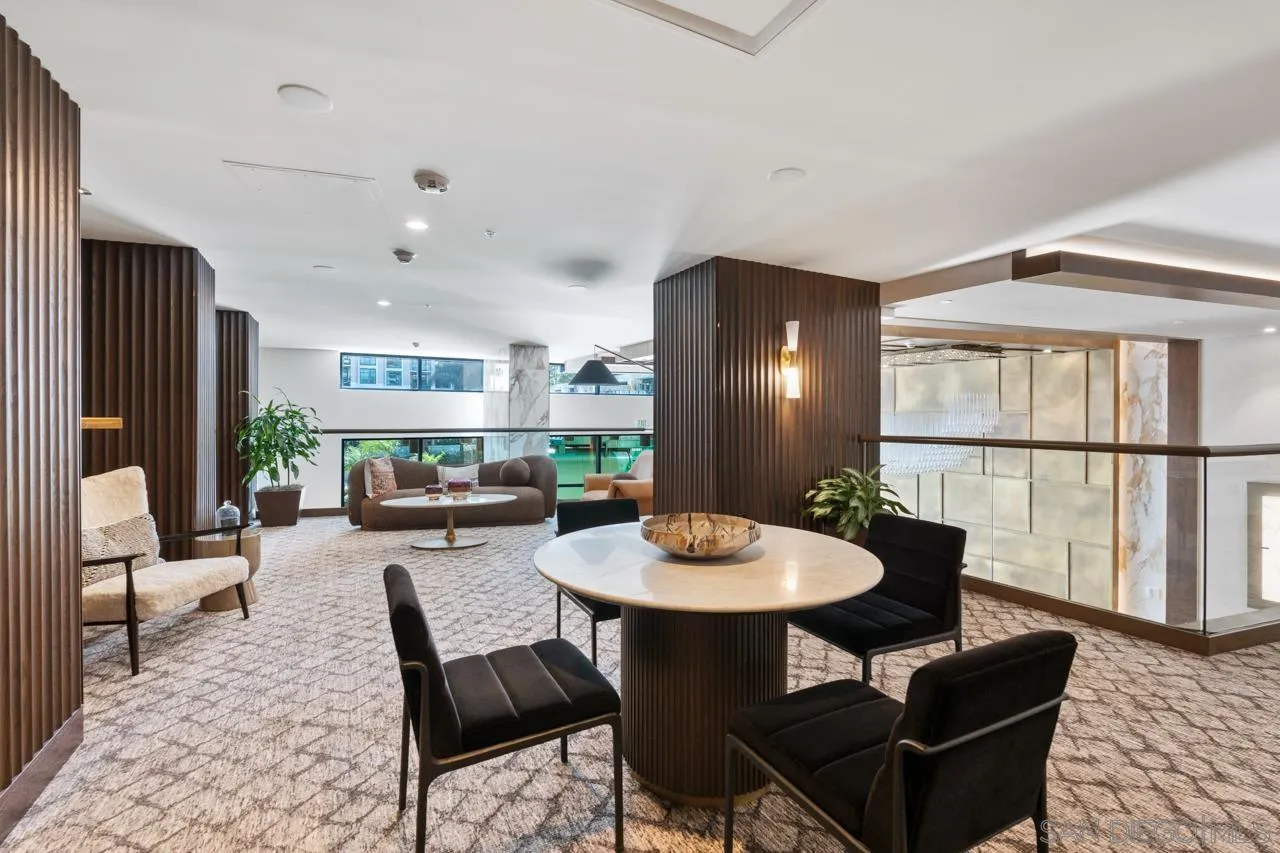 1325 Pacific Hwy Unit 706